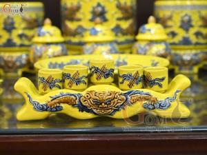 Bộ đồ thờ Như Ý Cát Tường men màu đắp nổi Rồng nền vàng (Ban thờ 1m75)