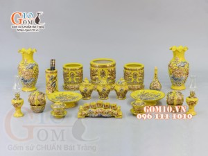 Bộ đồ thờ Phú Quý đắp nổi, màu vàng - vẽ vàng 24k
