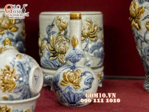 Bộ đồ thờ men rạn đắp nổi Sen Cát Tường cao cấp 01