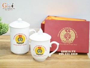 Bộ đôi cốc sứ men trắng in logo quà tặng Trung Tâm Y Tế huyện Ba Trị