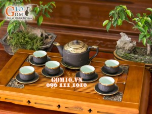 Bộ gốm tử sa vai vuông men đen chỉ bạc bọc đồng
