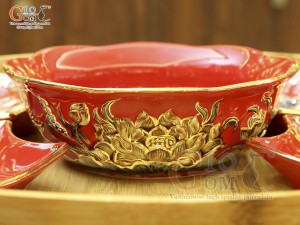 Bộ hoa mặt trời men màu đỏ đắp nổi hoa Sen vẽ vàng 24k