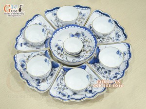 Bộ hoa mặt trời men trắng vẽ hoa sen tràm cổ, vẽ vàng 24k, đường kính 55cm, 15 chi tiết