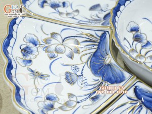 Bộ hoa mặt trời men trắng vẽ hoa sen tràm cổ, vẽ vàng 24k, đường kính 55cm, 15 chi tiết