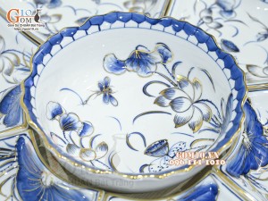 Bộ hoa mặt trời men trắng vẽ hoa sen tràm cổ, vẽ vàng 24k, đường kính 55cm, 15 chi tiết