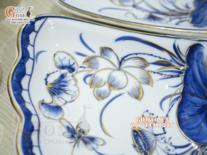 Bộ hoa mặt trời men trắng vẽ hoa sen tràm cổ, vẽ vàng 24k, đường kính 55cm, 15 chi tiết