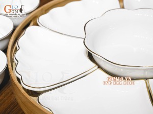 Bộ hoa mặt trời men trắng kẻ chỉ vàng kim, đường kính 45cm