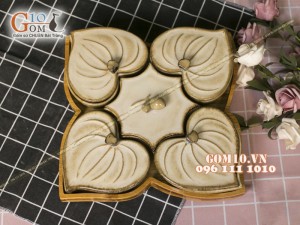 Bộ khay mứt tết 4 cánh tim men màu - khay gố