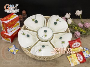 Bộ khay mứt Tết 5 cánh men kem vẽ Đài sen - khay mây