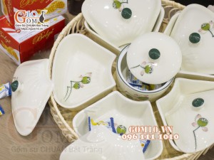 Bộ khay mứt Tết 5 cánh men kem vẽ Đài sen - khay mây