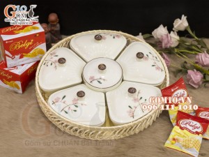 Bộ khay mứt Tết 5 cánh men kem vẽ đào phai - khay mây