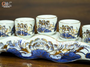 Bộ kỷ ngai 5 chén men lam vẽ Sen Đại Cát vẽ vàng