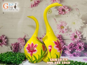 Bộ lọ hoa sơn mài dáng thiên nga vẽ hoa loa kèn cao 45cm
