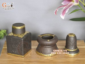 Bộ phụ kiện gốm đen bọc đồng