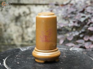 Bộ phụ kiện gốm họa tiết Mã Đáo Thành Công kẻ chỉ vàng