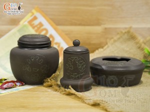 Bộ phụ kiện gốm hồng sa khắc trăng xanh