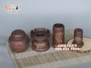 Bộ phụ kiện gốm nâu khắc sen đỏ