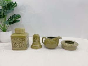 Bộ phụ kiện men rêu khắc nổi sen, 4 món