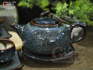 Bộ ấm chén dáng quả hồng men hỏa biến chén lòng hoa đầy đủ phụ kiện, 300ml  