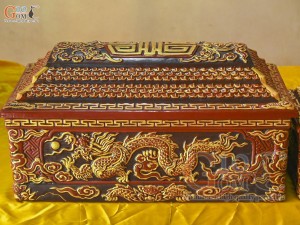 Bộ quách tiểu tam cấp khắc nổi Rồng vẽ nhũ vàng, 80cm