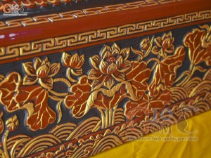 Bộ quách tiểu vuông khắc nổi Sen vẽ nhũ vàng, 80cm