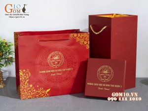 Bộ sản phẩm gốm sứ quà tặng in logo Phòng GD&ĐT Quận 3 - TP.HCM