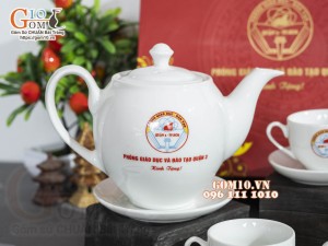 Bộ sản phẩm gốm sứ quà tặng in logo Phòng GD&ĐT Quận 3 - TP.HCM