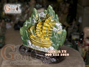 Bộ Thuận Buồm Xuôi Gió men ngọc Dát Vàng, cao 36cm