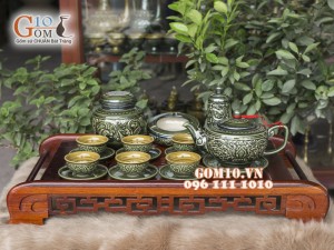 Bộ trà hồng dẹt men lục cổ khắc nổi hoa phù dung đầy đủ phụ kiện
