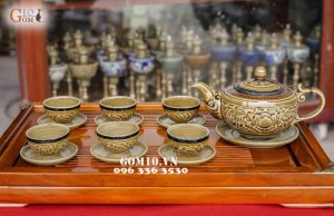 Bộ trà khác nổi vẽ sen Cao 10cm Bộ trà khác nổi vẽ sen Cao 10cm