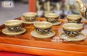 Bô trà vẽ sen chân cao Cao 15cm