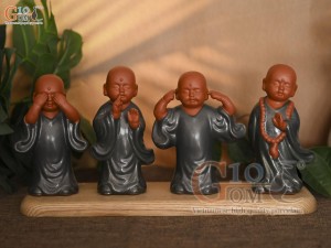 Bộ tượng gốm 4 không, cao 14