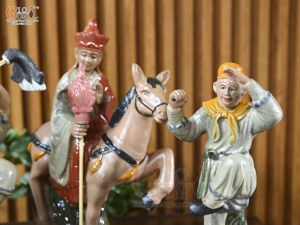 Bộ tượng gốm Tây Du Kí, cao 35cm