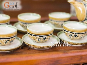 Bộ vại khắc nổi hoa phù dung 