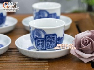 Cặp chén đĩa men lam cổ vẽ Mai Thọ