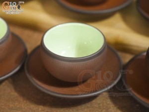 Cặp chén đĩa nâu son gốm hồng sa