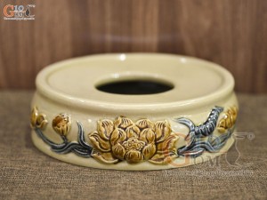 Chân kê bát hương men hoàng tộc đắp nổi Sen Cát Tường, 25cm