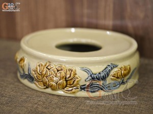 Chân kê bát hương men hoàng tộc đắp nổi Sen Cát Tường, 25cm
