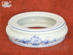 Chân kê bát hương men lam hoạ tiết hoa Sen đường kính 14cm