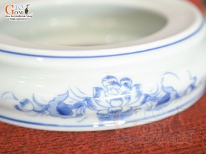 Chân kê bát hương men lam hoạ tiết hoa Sen đường kính 14cm