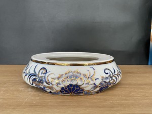 Chân kê bát hương men lam vẽ Sen Đại Cát vẽ vàng 24k, đường kính 20cm