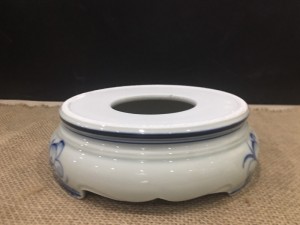 Chân kê bát hương men lam vẽ Sen Tài Lộc, đường kính 14cm