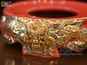Chân kê bát hương men màu đắp nổi Rồng Như Ý nền đỏ vẽ vàng 24k, đường kính 14cm