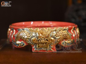 Chân kê bát hương men màu đắp nổi Rồng Như Ý nền đỏ vẽ vàng 24k, đường kính 16cm