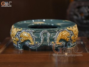 Chân kê bát hương men màu đắp nổi Rồng Như Ý nền xanh lục bảo, đường kính 20cm