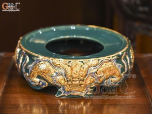 Chân kê bát hương men màu đắp nổi Rồng Như Ý nền xanh lục bảo vẽ vàng 24k, đường kính 18cm