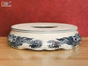 Chân kê bát hương men rạn cổ họa tiết rồng, đường kính 12cm