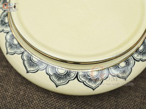 Chân kê sứ men cổ vẽ vàng 24k, đường kính 25cm