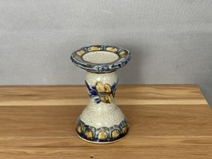 Chân nến cao men rạn nổi cuốn thư