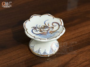 Chân nến men lam vẽ hoa Sen Đại Cát vẽ vàng, cao 10cm